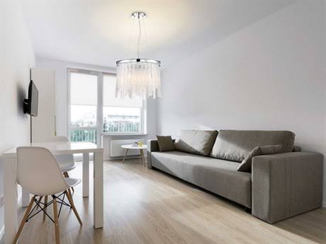 6 Light Polished Chrome Chandelier Q9529