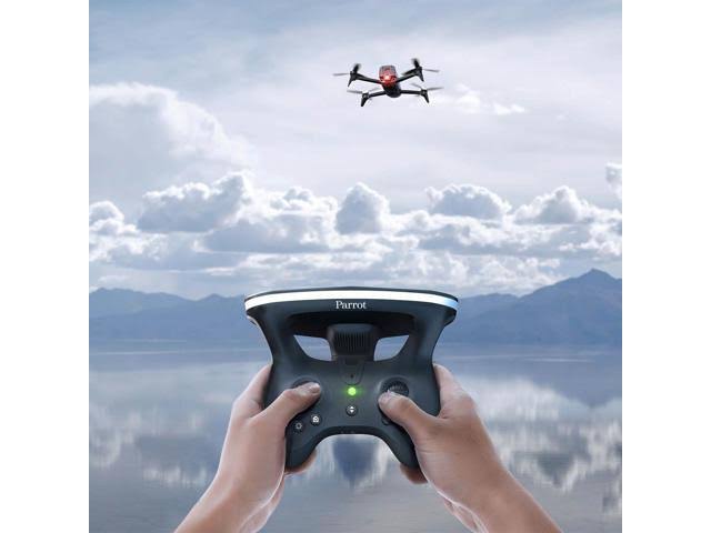FPV Drone Kit with CockpitGlasses and Skycontroller 2 White W85103