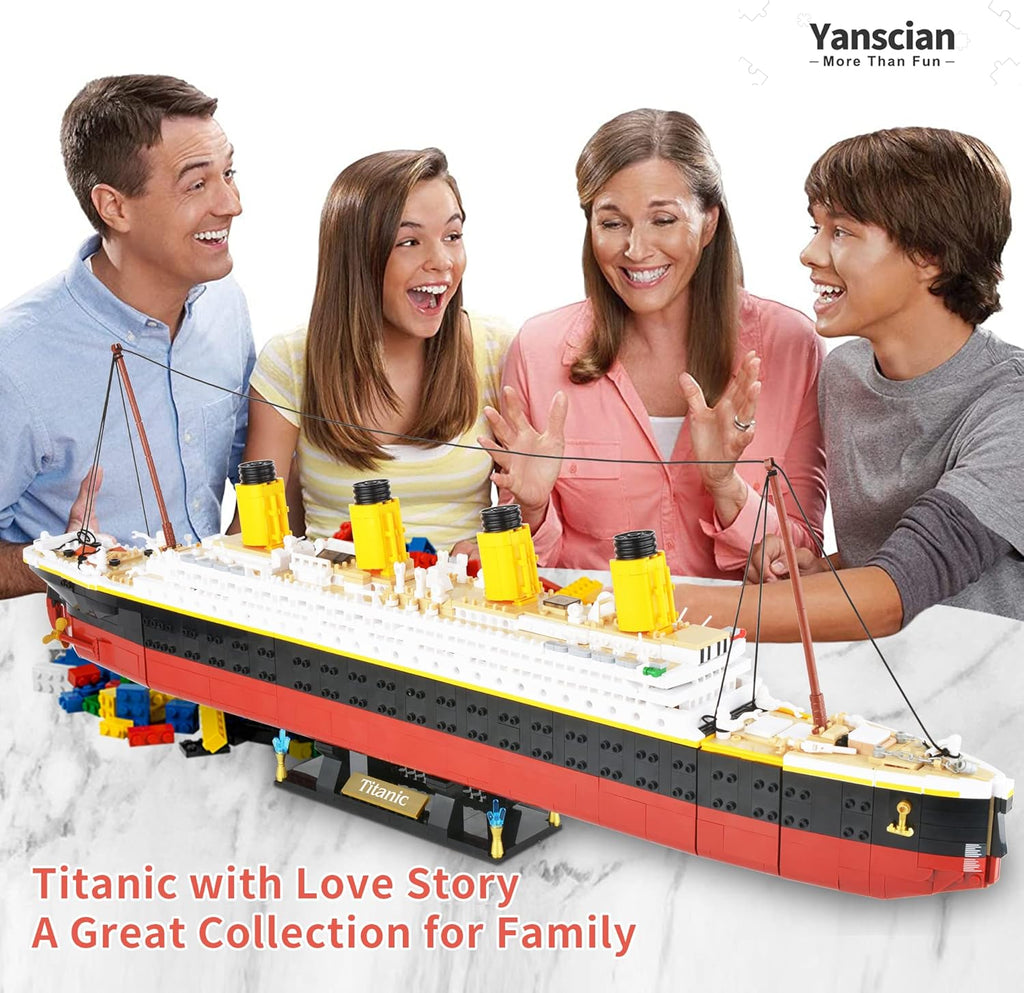 2401 PCS Titanic Cruise Ship Building Block Set D30729