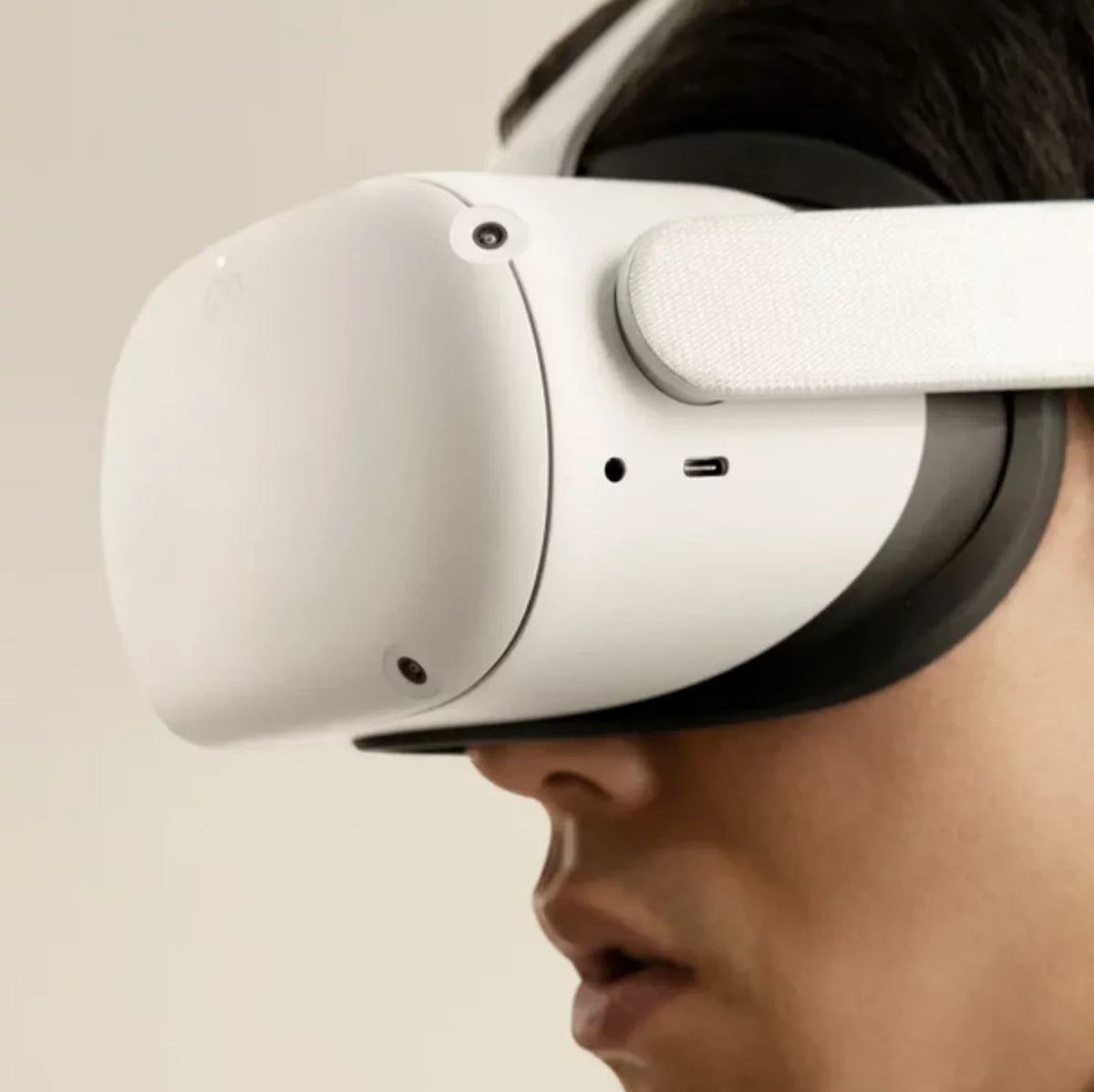 All-In-One VR Headset with Touch Controllers 128GB R60876