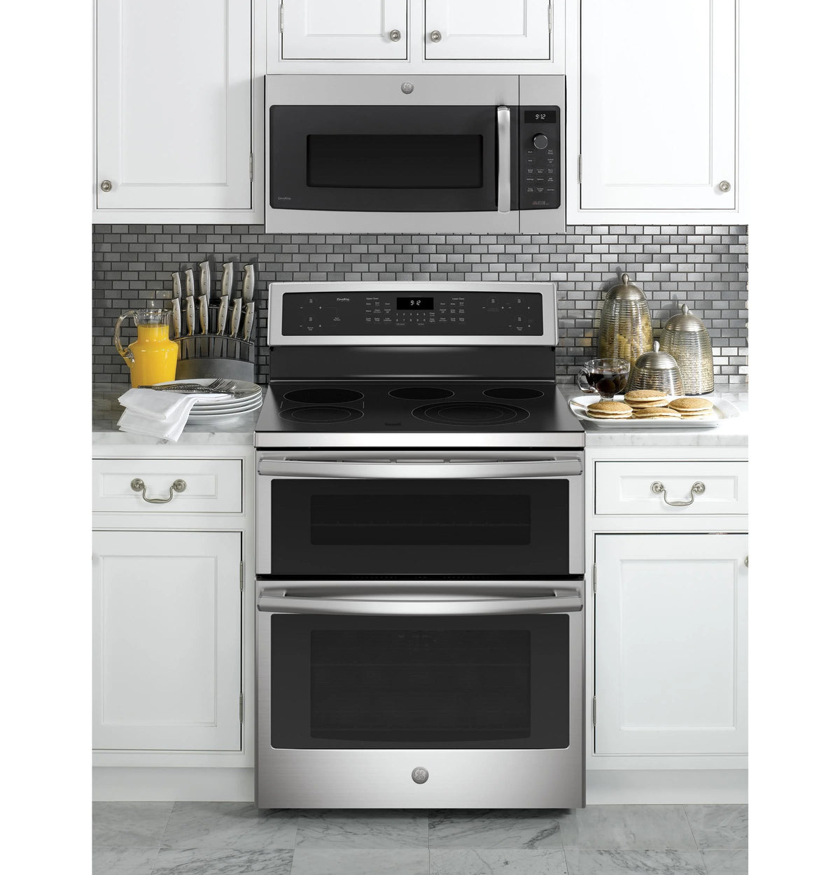 Over the Range Oven Q918673