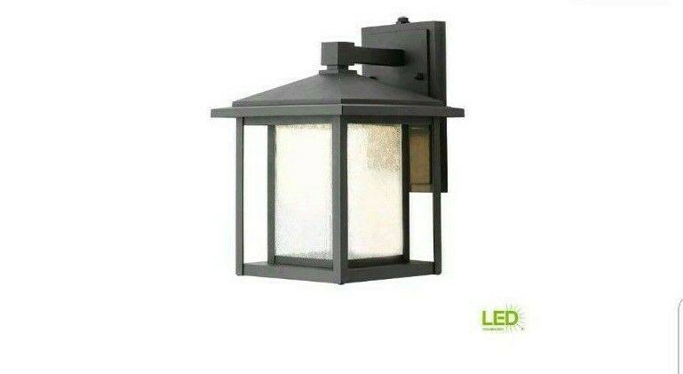 Black Outdoor Seeded Glass Dusk to Dawn Wall Lantern X766