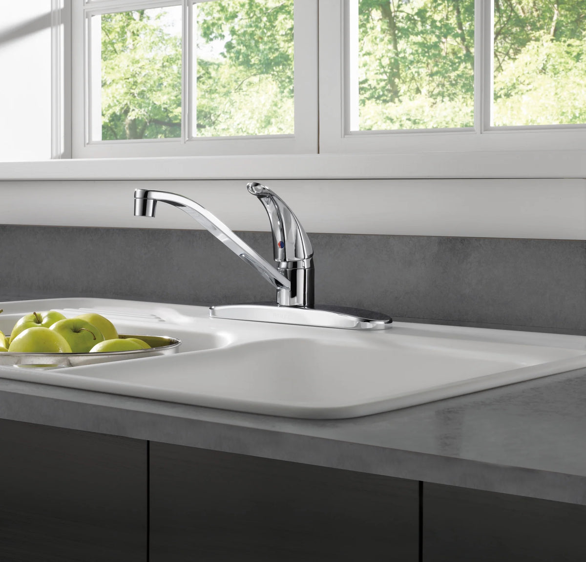 Single Handle Kitchen Faucet B7746