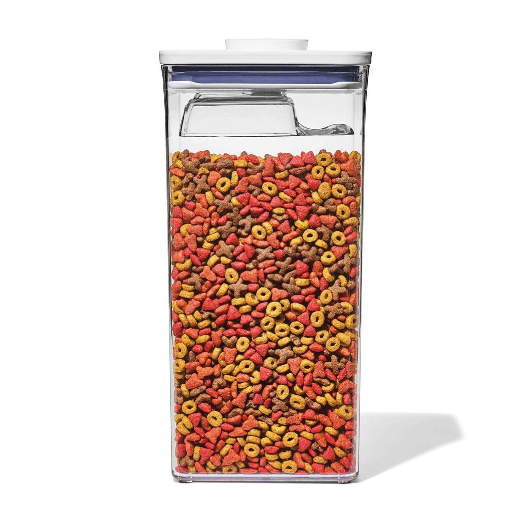 Pet Container with Scoop L337