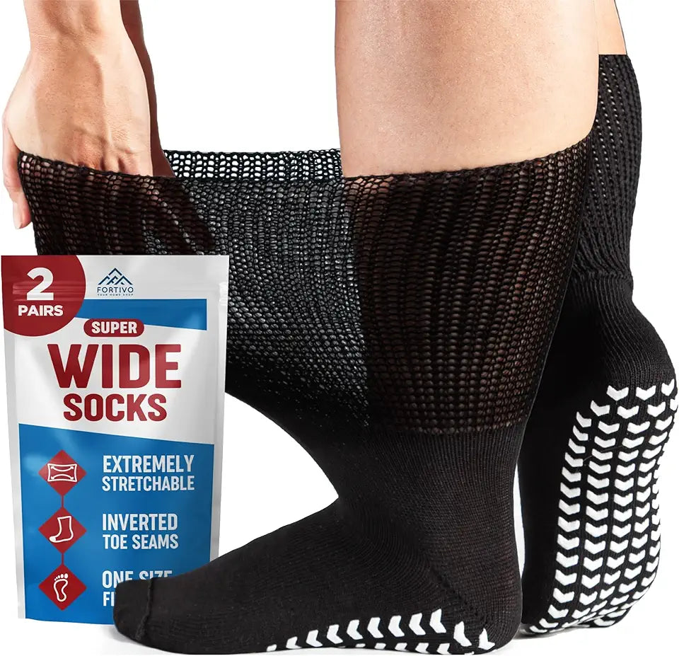 2 Pairs Extra Wide Non-Slip Socks D68560