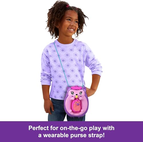 2-in-1 Travel Toy with 2 Micro Dolls and 16 Accessories M1498