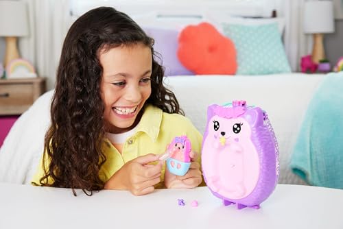 2-in-1 Travel Toy with 2 Micro Dolls and 16 Accessories M1498