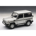 Silver 1/18 Diecast Car Model Z95261