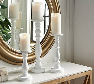 Set of 3 White Pedestal Candle Holders K60794
