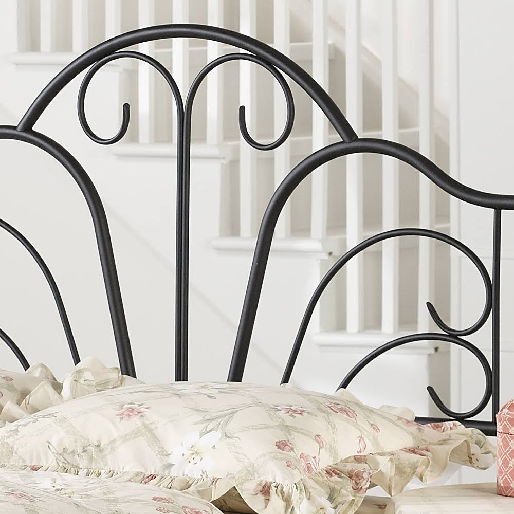 King Canopy Bed V365