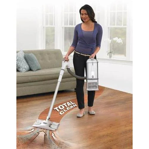 Bagless Upright Vacuum T382
